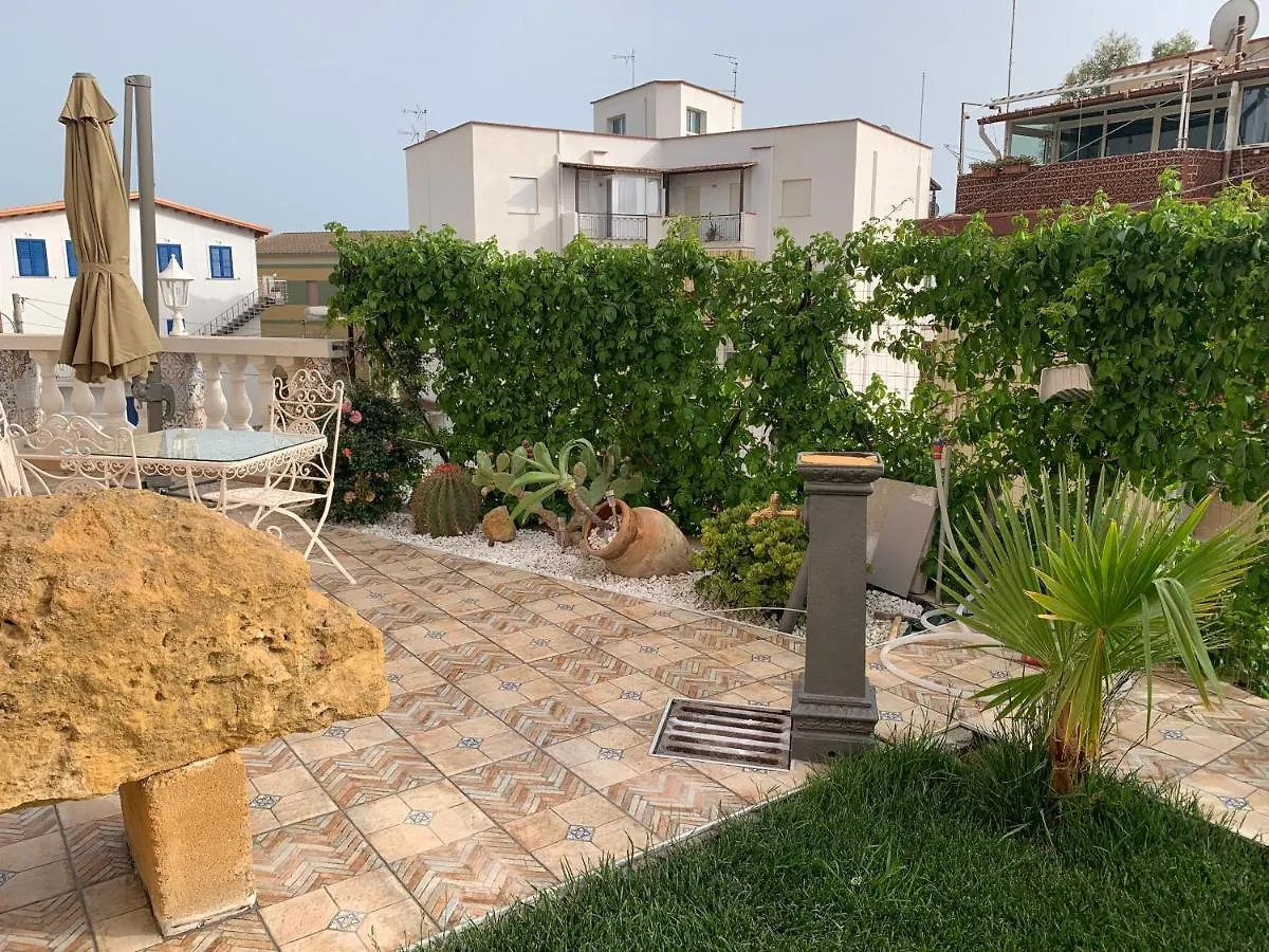 Villa Maresa Realmonte Bed & Breakfast