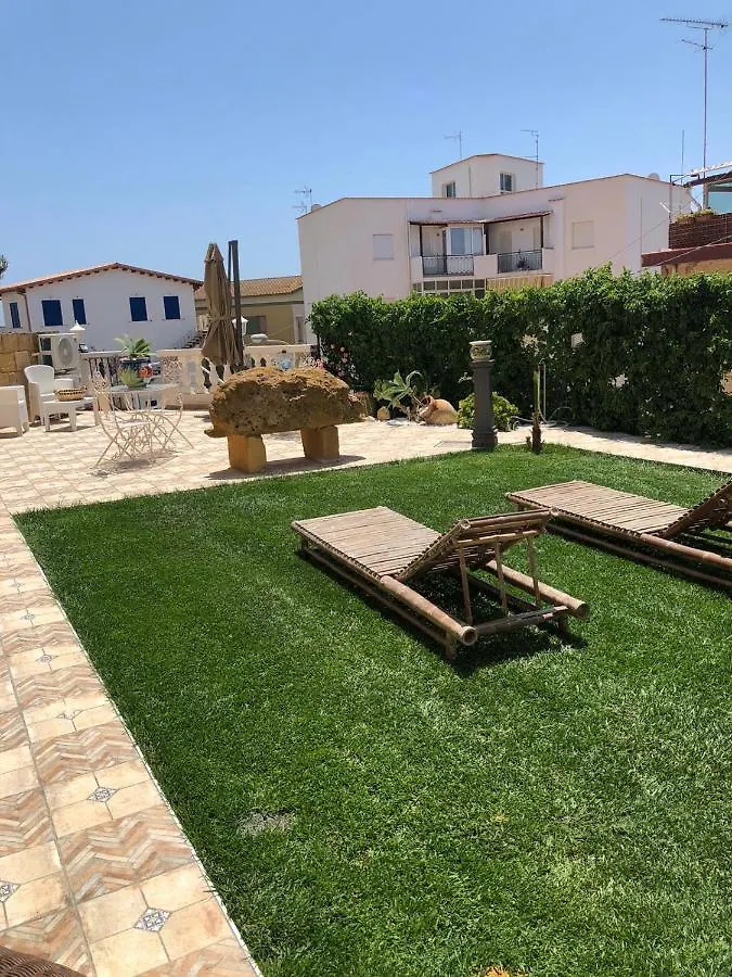 Villa Maresa Realmonte 0*,